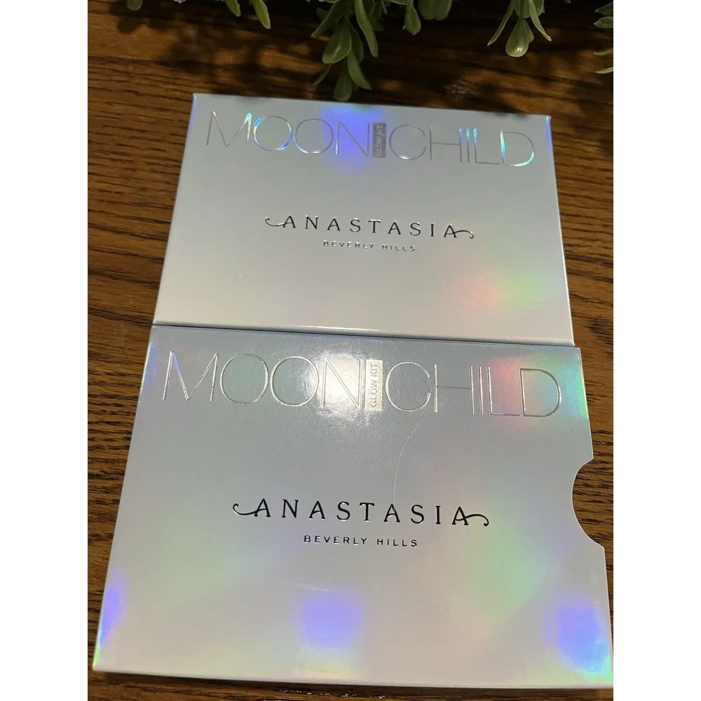 Anastasia moonchild glow